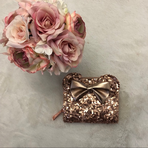 Minnie Rose Gold Bundle by Loungefly - Picture 4 of 5